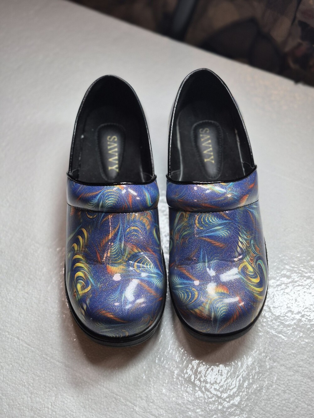 Savvy Blue Swirl Pattern Clogs